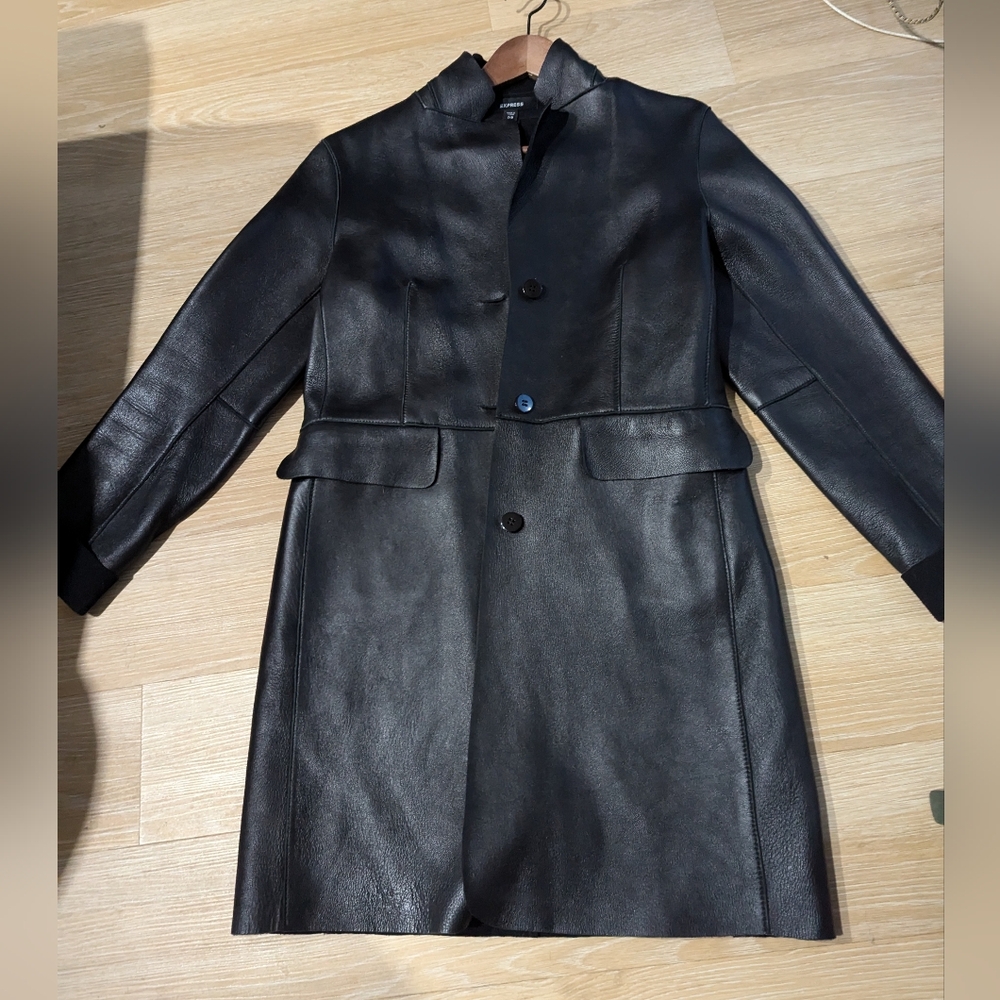 Gorgeous Vintage Black Leather Coat